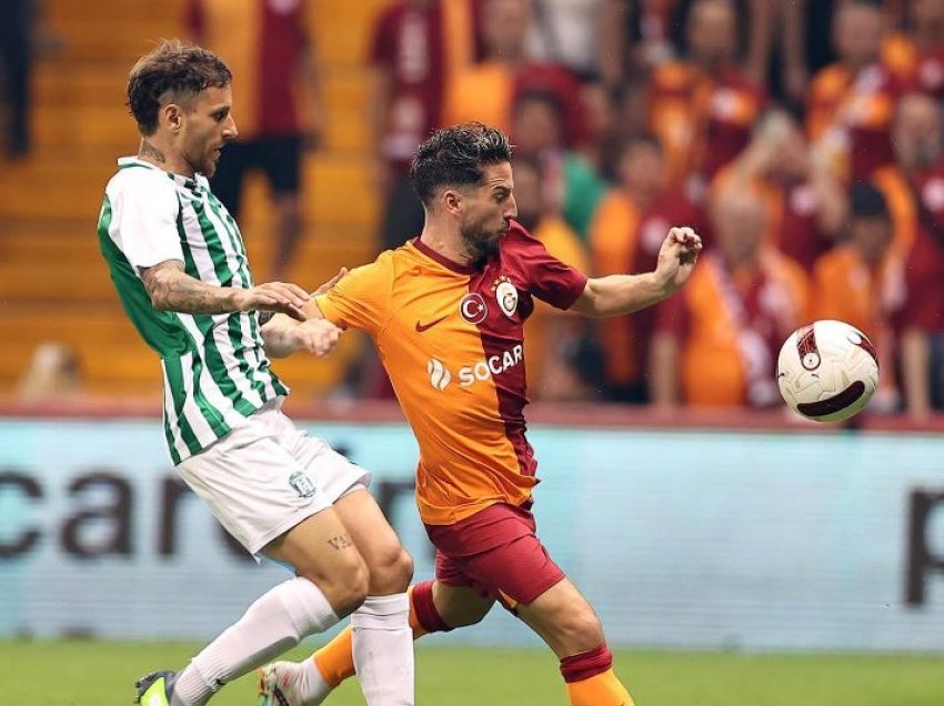 Mertens shënon gol të bukur, Galatasaray kualifikohet 