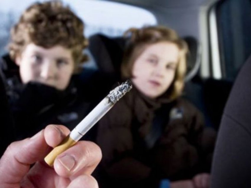Si ndikon duhanpirja e prindërve tek fëmijët?