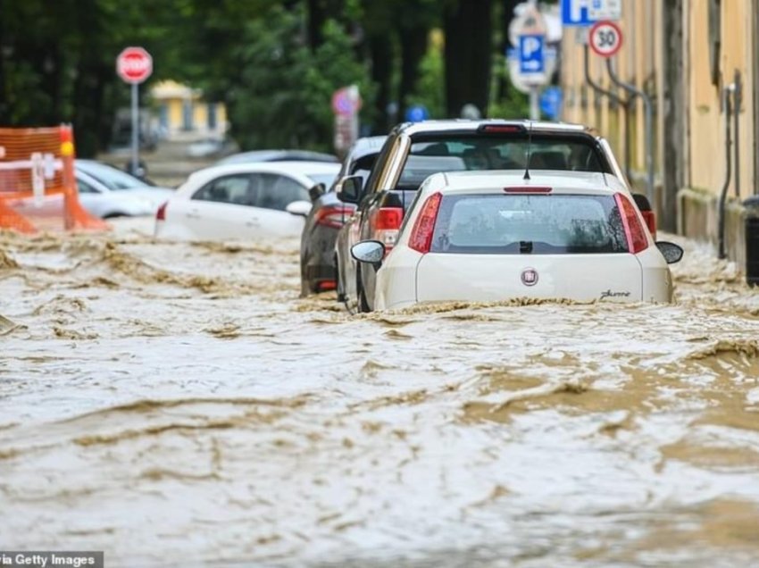 Përmbytje në Slloveni, humbin jetën tre persona