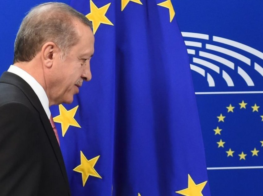 BE po shqyrton mundësinë e liberalizimit të vizave për Turqinë