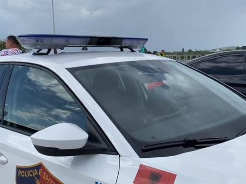 Vërdallisej me makinë të vjedhur në Spanjë dhe kanabis, arrestohet 30-vjeçari në Vlorë