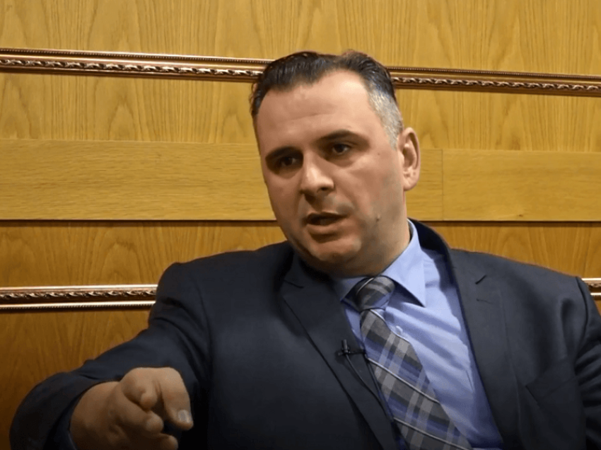 Bajqinovci ka një pyetje: Sa deputetë të opozitës e kanë shpërndarë letrën ku kritikohet qasja e padrejtë ndaj Kosovës