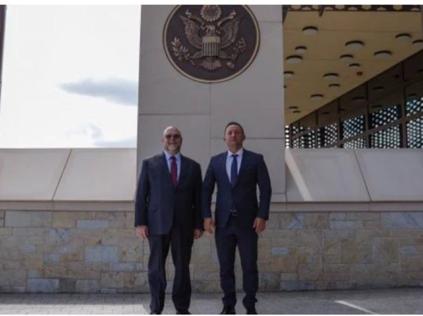 Mehaj përmbyll mandatin në Ambasadën amerikane, Hovenier e falendëron për partneritet