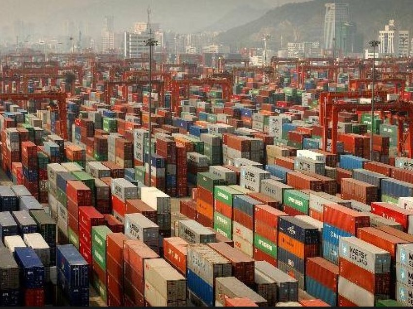 Kina regjistron rënien më të madhe në eksporte që nga viti 2020
