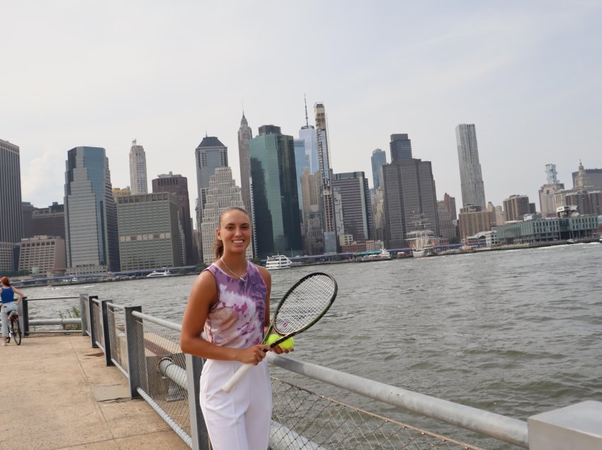 Vesa Gjinaj, 18-vjeçarja nga Kosova që synon majat e tenisit