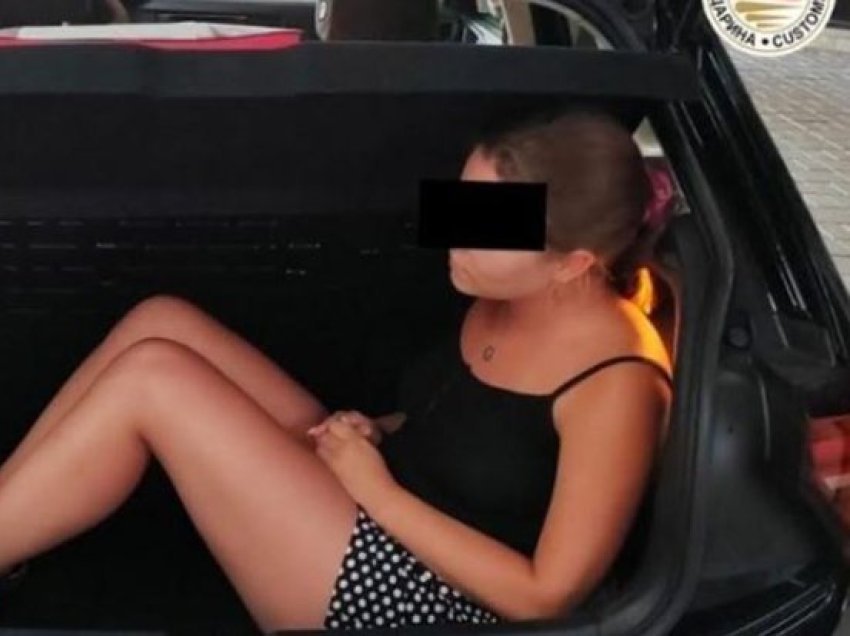 Ndodh e pazakonta, shqiptarja fsheh në bagazh 23-vjeçaren afrikane 