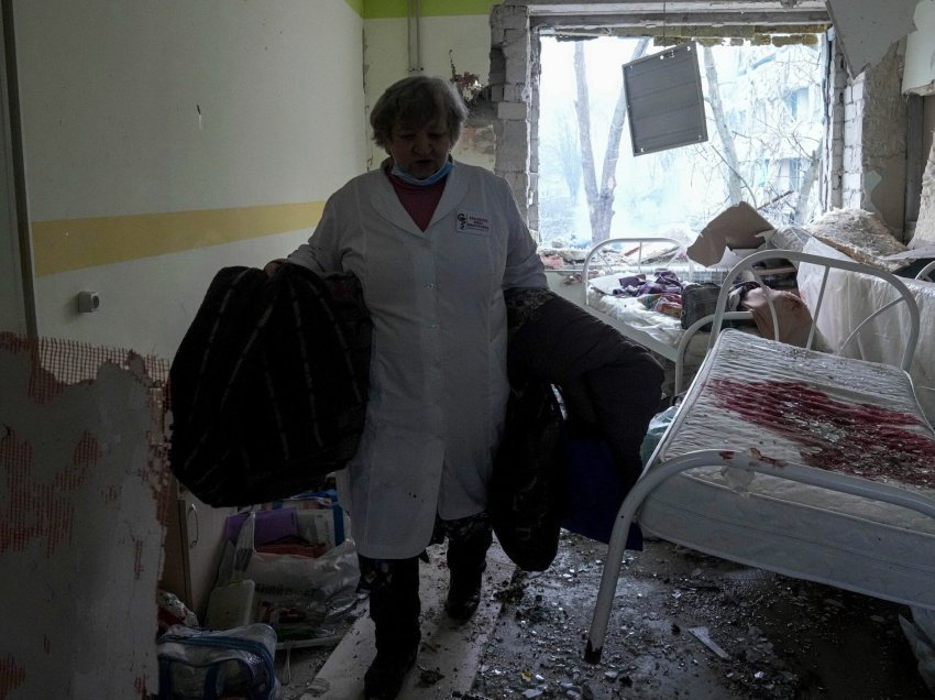 Spitalet ukrainase janë sulmuar 1014 herë që nga fillimi i luftës