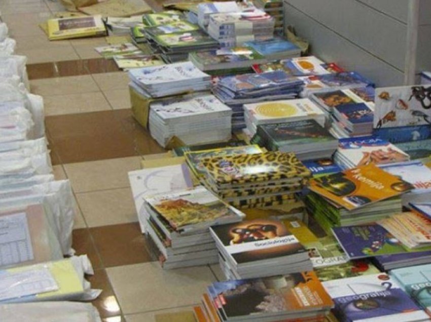 Mungesa e librave shqip, sfidë për gjimnazistët e Luginës