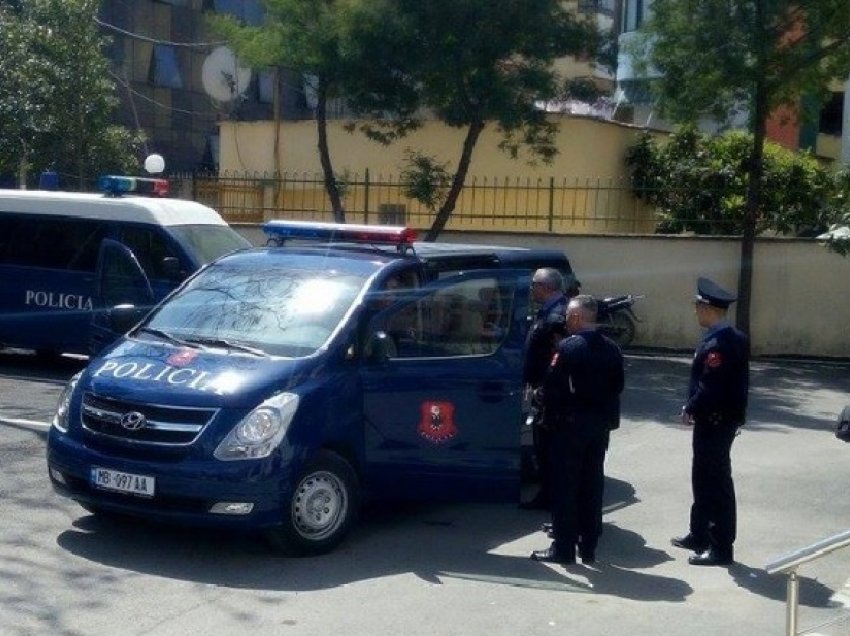Plagoset me armë një person në Shkodër, policia rrethon zonën, detajet e para
