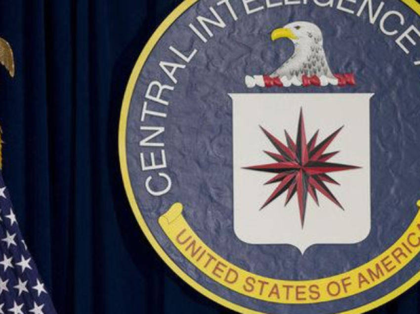 Kina akuzon zyrtarin e qeverisë se ka spiunuar për CIA-n