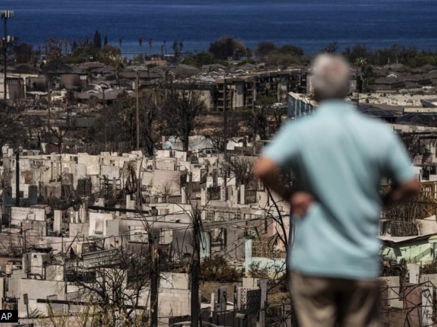 Mbi 800 të zhdukur në Maui pas zjarreve vdekjeprurëse