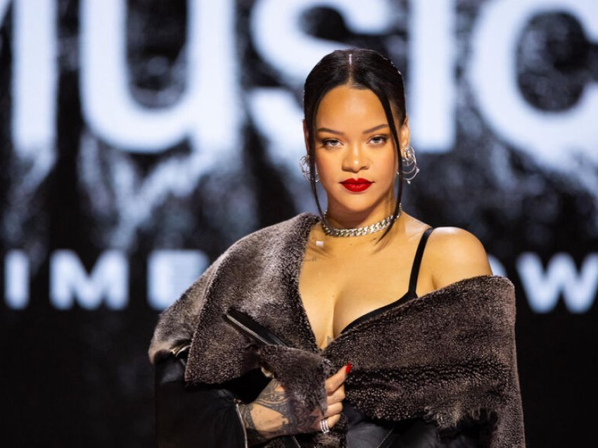 Rihanna kërcënon me padi dy shqiptare nga Kosova