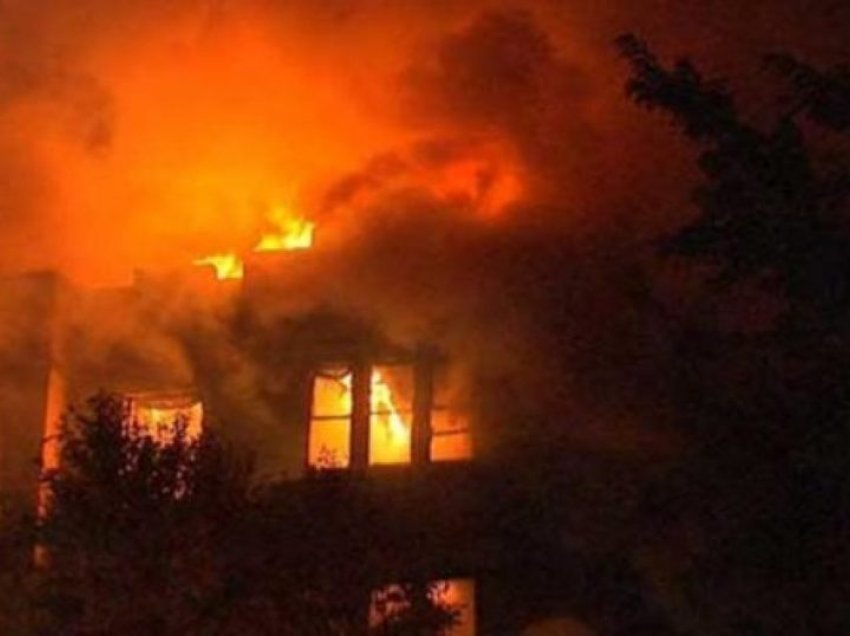 Shpërthen zjarr në një ndërtesë në Tetovë, disa persona përfundojnë në spital