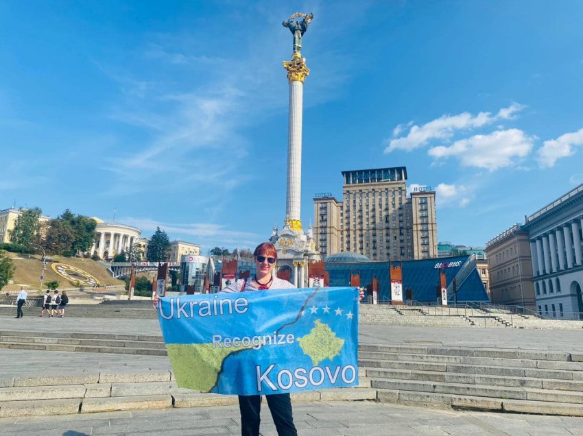 Gazetarja ukrainase kërkon njohjen e Kosovës nga Ukraina, në mes të Kievit