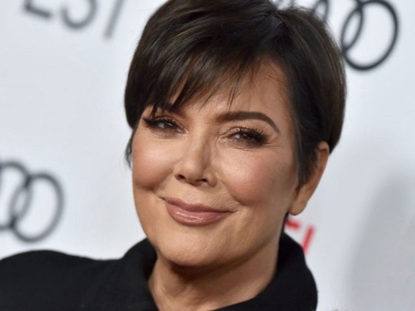 Duket 30 vite më e re, Kris Jenner shfaqet në postimin e fundit e ‘shndërruar’ në një grua të re
