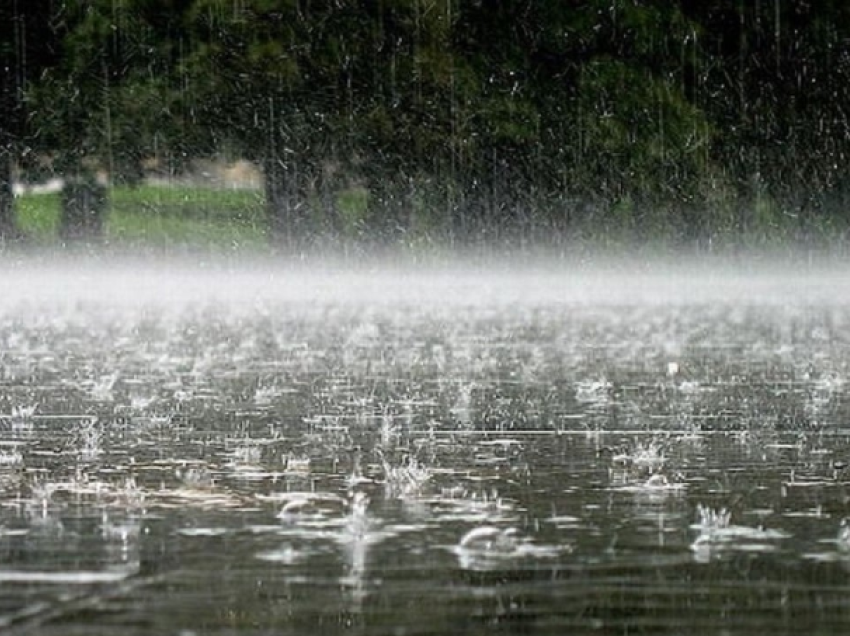 Reshje shiu dhe shtrëngata edhe gjatë të enjtes, parashikimi i motit