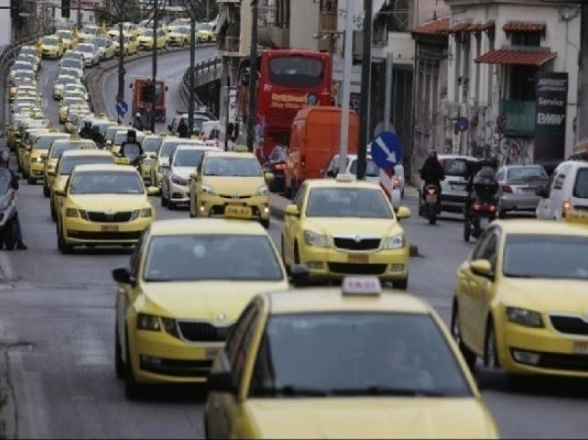 ​Greqi, taksitë në grevë 48-orëshe deri të premten