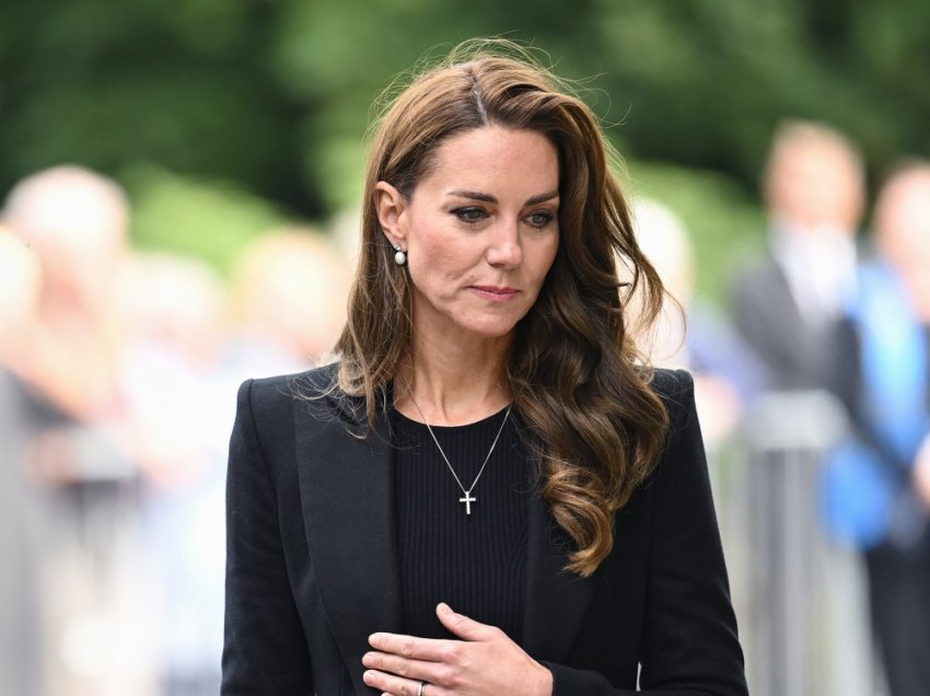 Kate Middleton reagon pas akuzave për racizëm ndaj djalit të Meghan!
