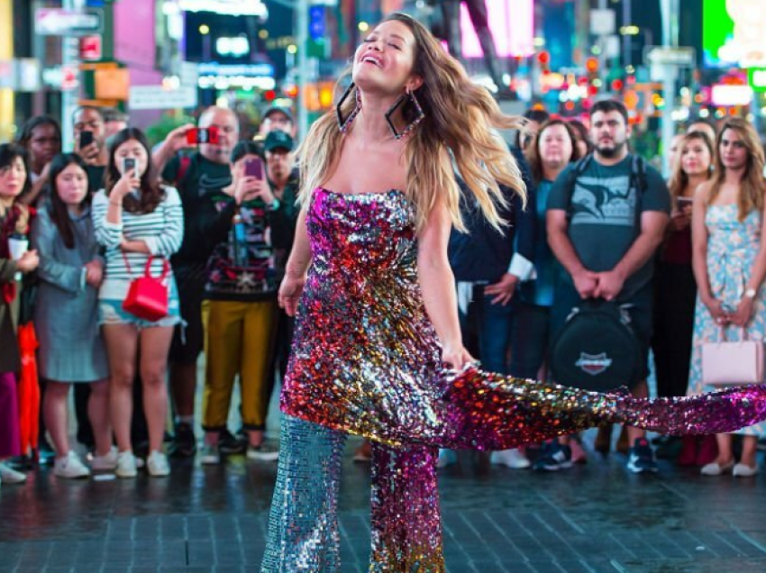 Rita Ora do të udhëheqë dhe do të performojë në një prej ngjarjeve më të mëdha të Vitit të Ri në ‘Times Square’