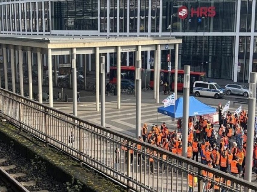 ​Makinistët gjermanë të trenave do të fillojnë grevën 24-orëshe