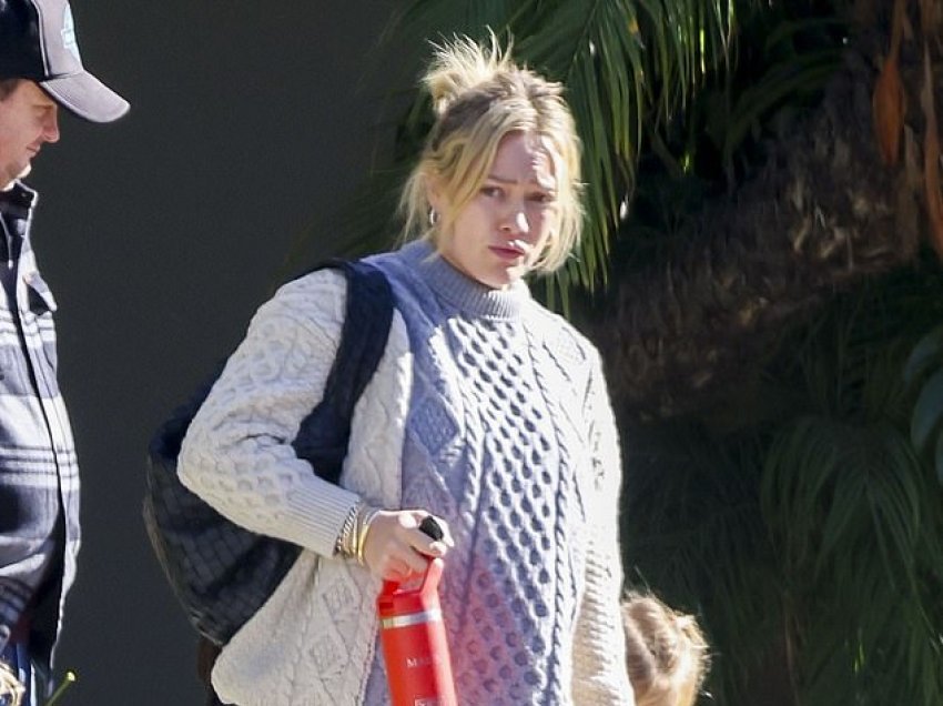 Hilary Duff zbulon se po bëhet nënë për herë të tretë