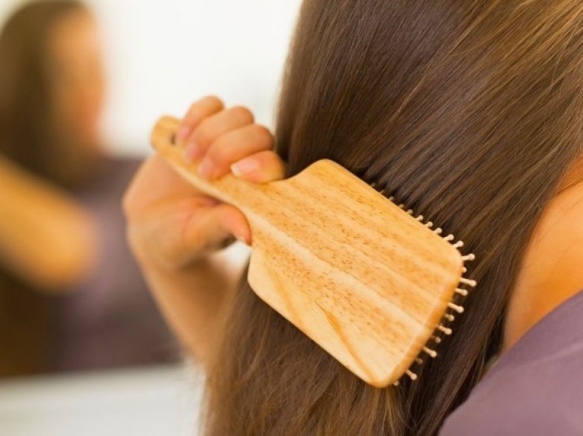 Tri mënyra efikase për rritjen sa më të shpejtë të flokëve