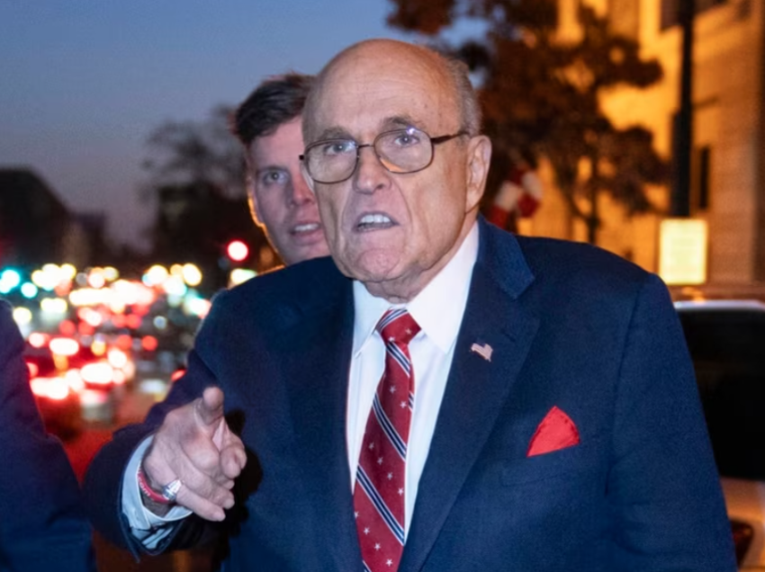 Giuliani pritet të gjobitet mbi 47 milionë dollarë për shpifje