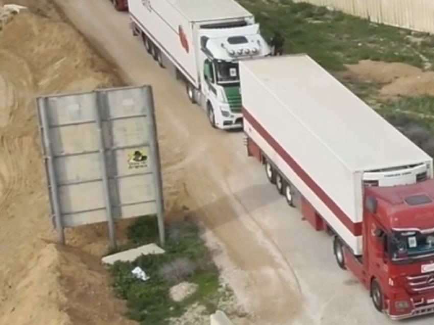 Izraeli thotë se kamionët me ndihma të OKB-së do të fillojnë të hyjnë sot në Gaza për herë të parë