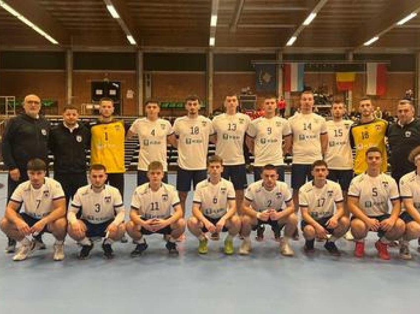 18-vjeçarët luajtën ndeshje të fortë me Luksemburgun