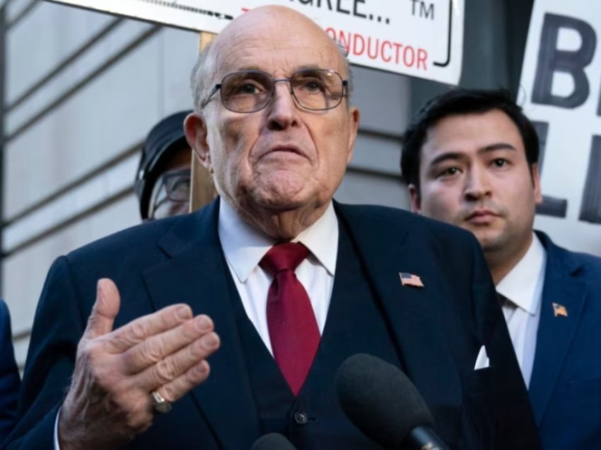 Rudy Giuliani shpall falimentimin, pasi i kërkohet të paguajë 148 milionë dollarë për shpifje