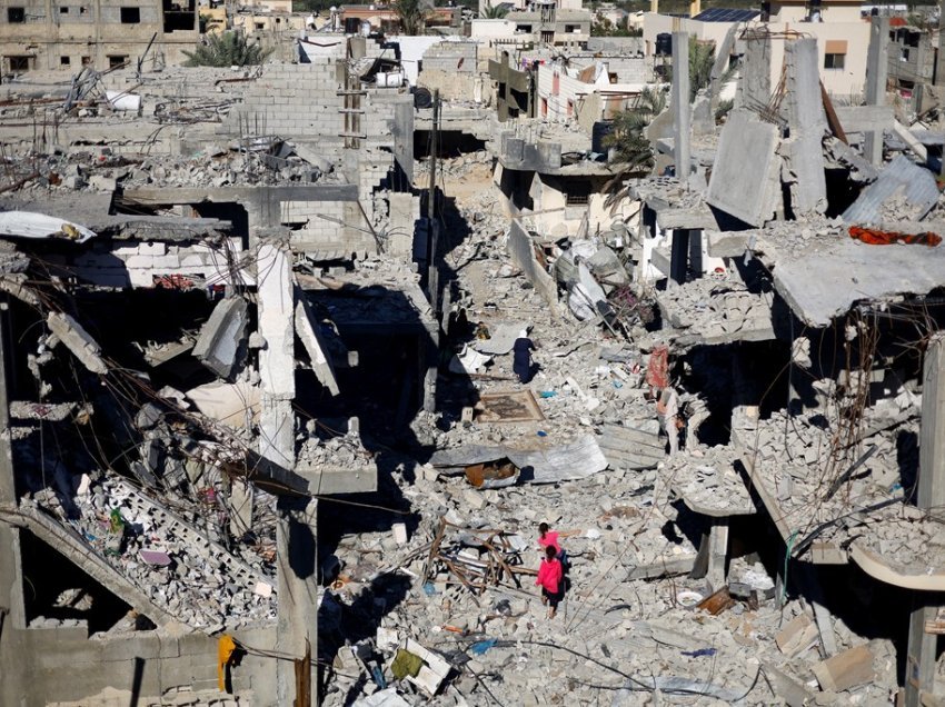Gjysma e ndërtesave të Gazës janë dëmtuar ose shkatërruar