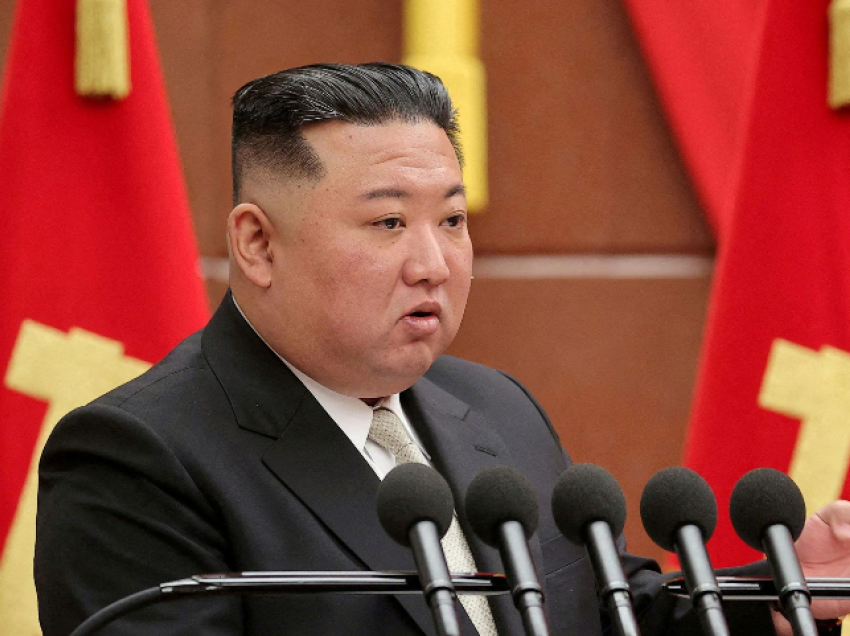 Kim Jong Un: Koreja e Veriut nuk do të kërkojë më ribashkim me Korenë e Jugut
