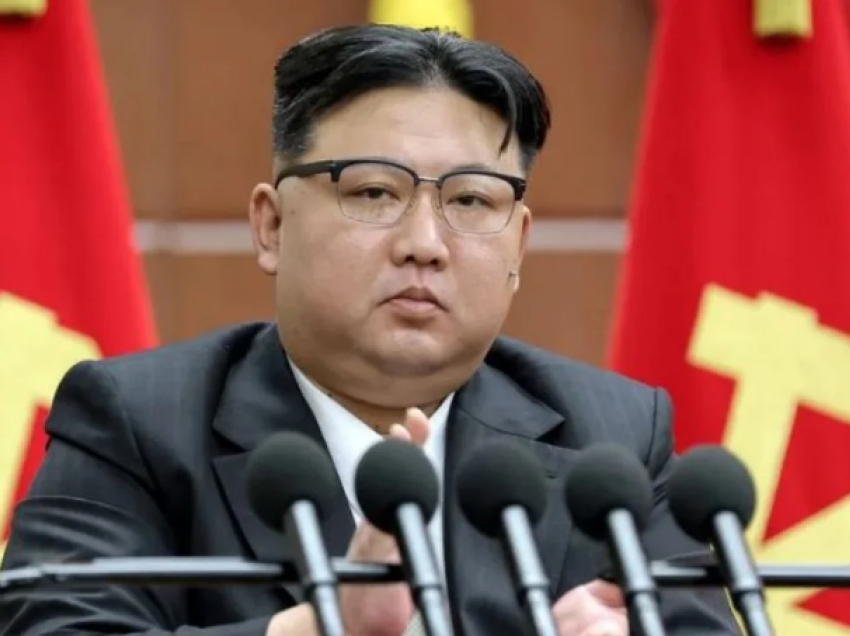 “Një luftë mund të shpërthejë në çdo moment”, Koreja e Veriut do të lëshojë tre satelitë të rinj spiun në vitin 2024