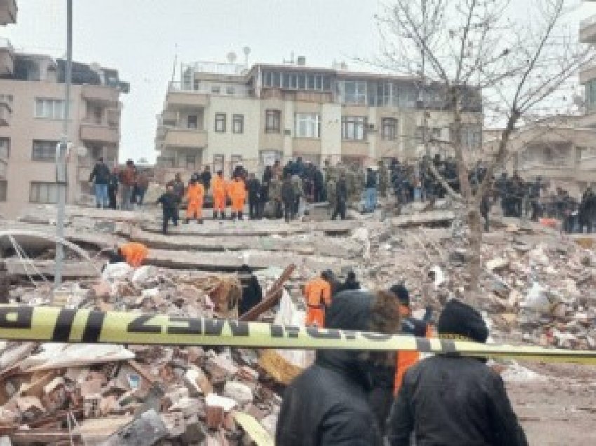  “Kishte fuqinë e 130 bombave bërthamore”, ekspertët për tërmetin në Turqi: Pllaka tektonike arabe ka lëvizur me 3 metra