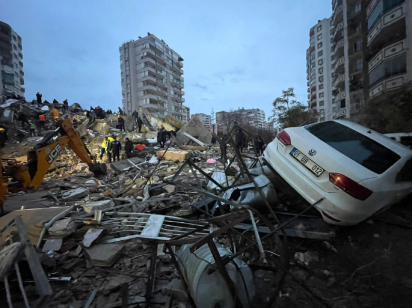 Kosova shpreh gatishmëri për të ndihmuar Turqinë pas tërmetit