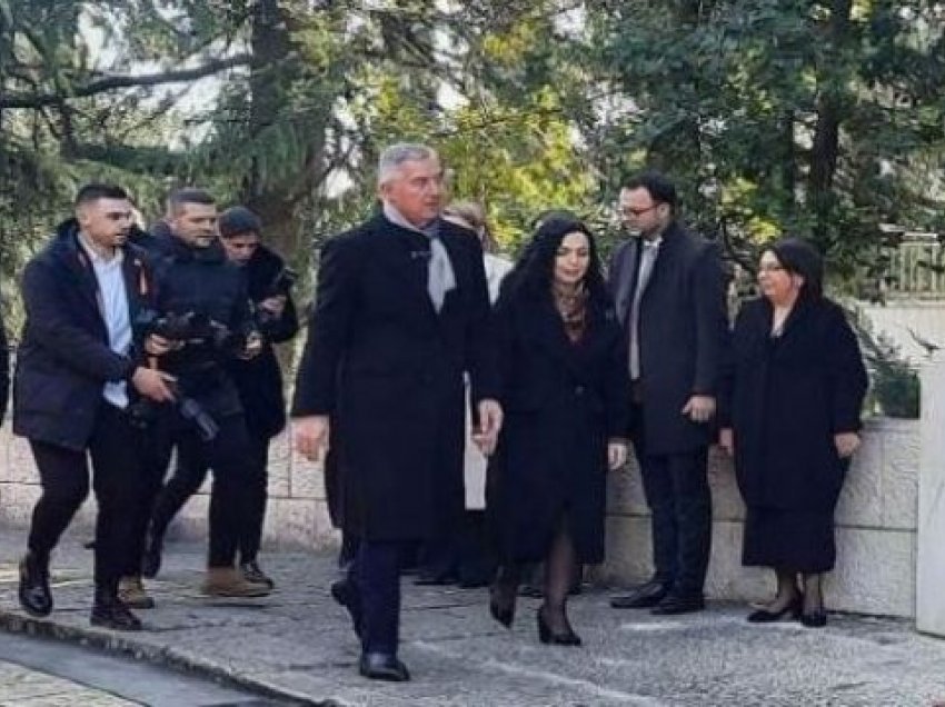 Osmani pritet me nderime shtetërore nga presidenti malazez Gjukanoviq