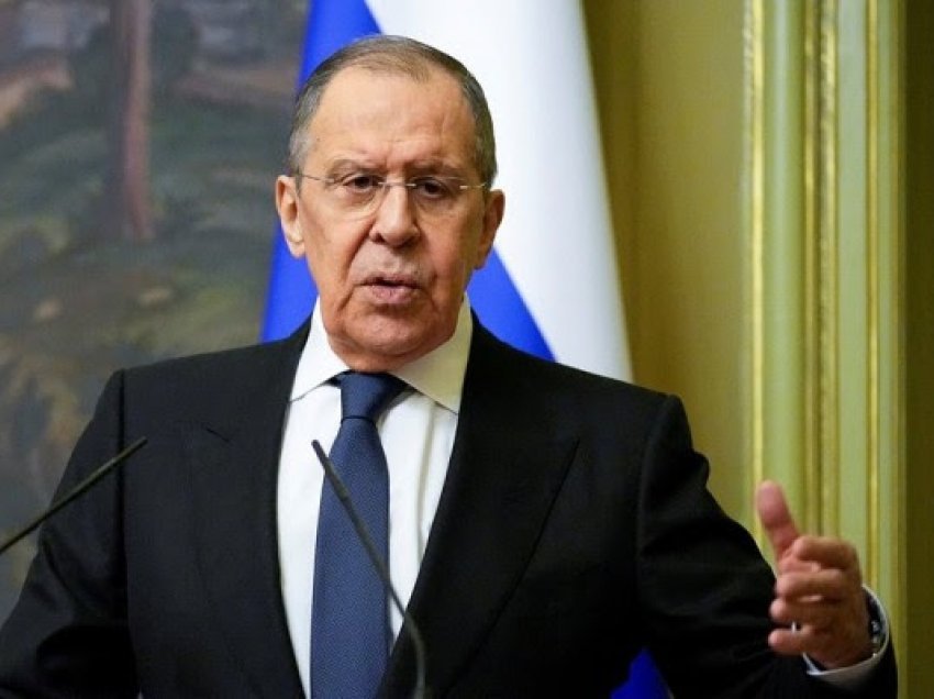 ​Lavrov: Rusia po lufton një betejë të ngjashme me atë kundër Hitlerit apo Napoleonit