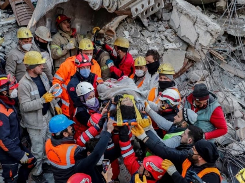 Vazhdon shpëtimi i të mbijetuarve nga tërmetet në Turqi dhe Siri