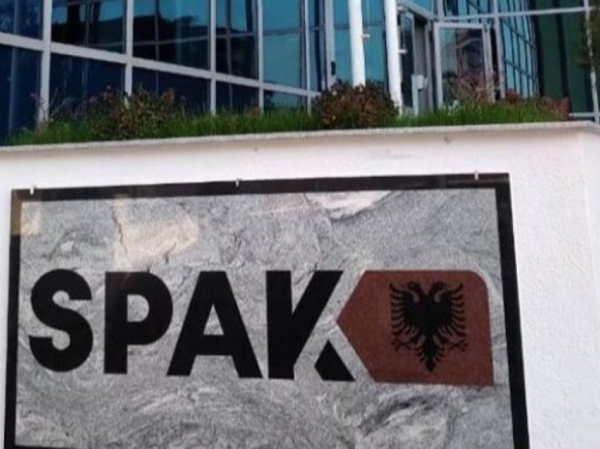 SPAK zbardh emrat/ Akuzohen për korrupsion, arrestohen 4 zyrtarë të Bashkisë Dimal