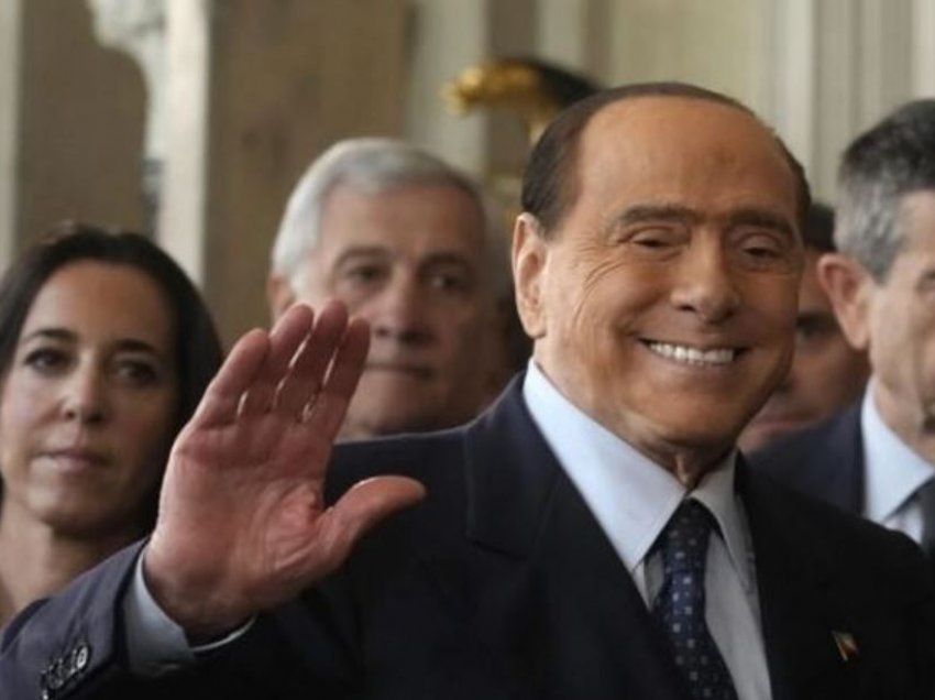 Berlusconi lirohet nga rasti “bunga-bunga”