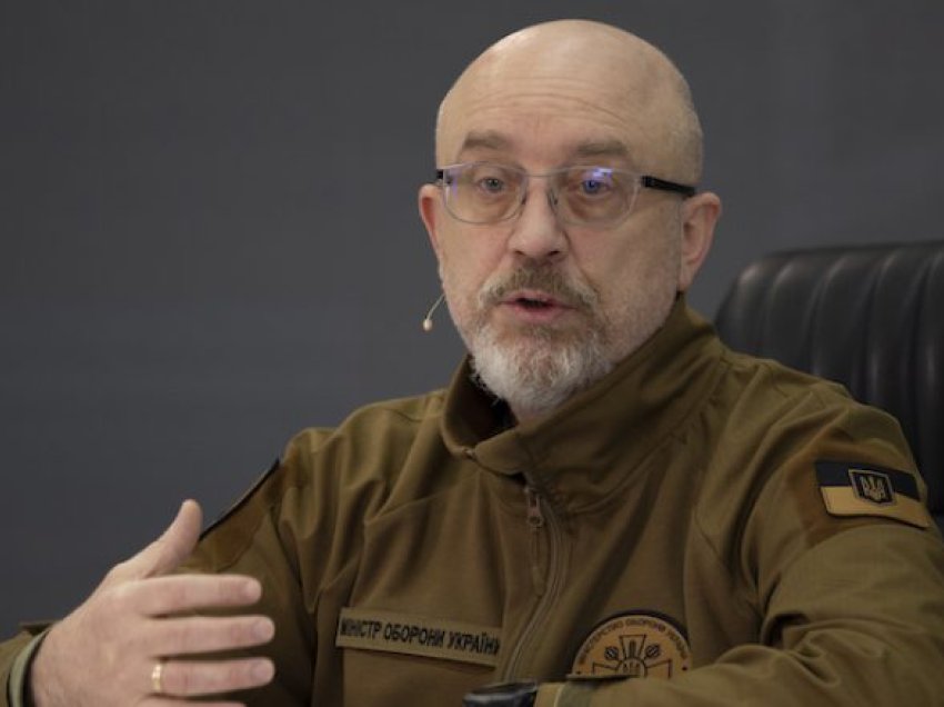 Ministri i Mbrojtjes i Ukrainës do të qëndrojë në këtë post, pavarësisht spekulimeve rreth shkarkimit të tij