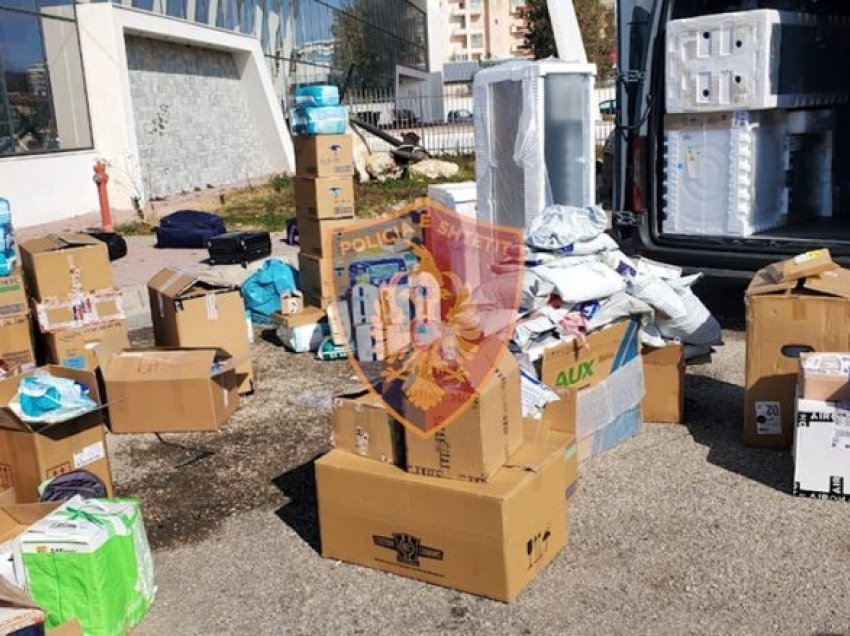 Në portin e Vlorës sekuestrohen medikamente, pesticide dhe shishe me verë, arrestohet një person
