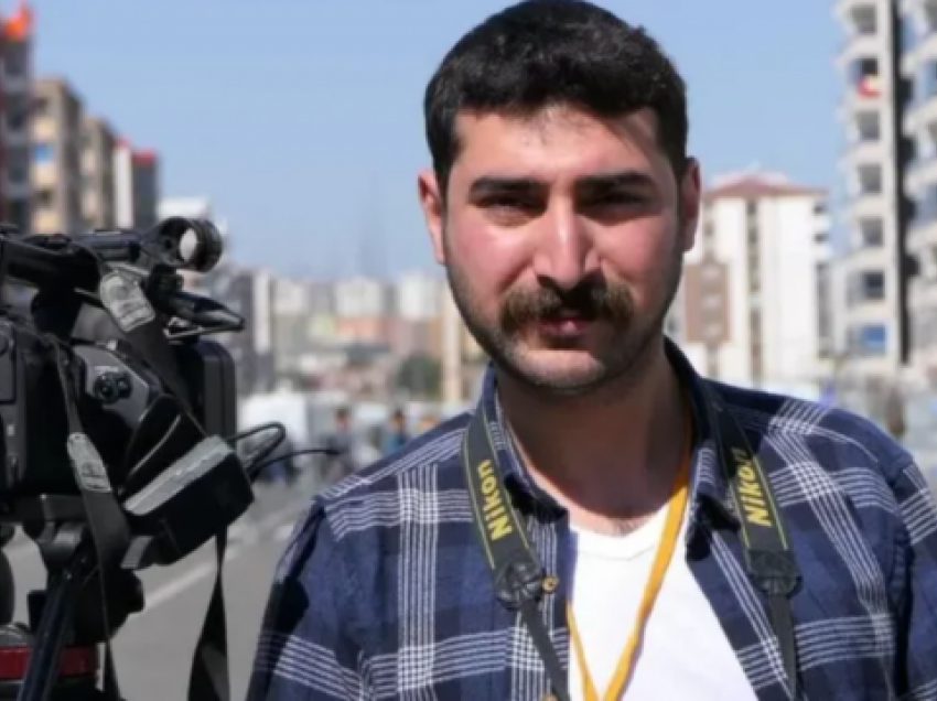 Gazetari turk rrezikon tre vjet burgim për raportimin rreth tërmetit