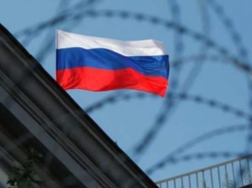 “Rusia do t’i ndjejë sanksionet e BE-së në vitin e dytë të luftës”