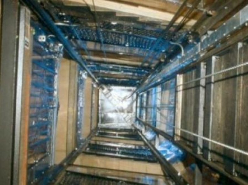 Prishtinë: Bie ashensori, lëndohen gjashtë persona