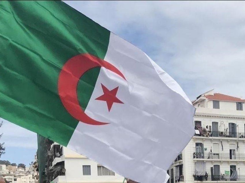 Algjeria do ta rihapë ambasadën në Kiev pas një viti mbylljeje