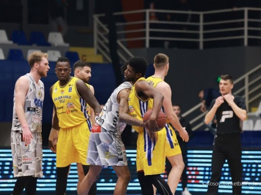 ​Ylli lider, por i shqetësuar nga Peja e Prishtina, renditja në Superligën e basketbollit