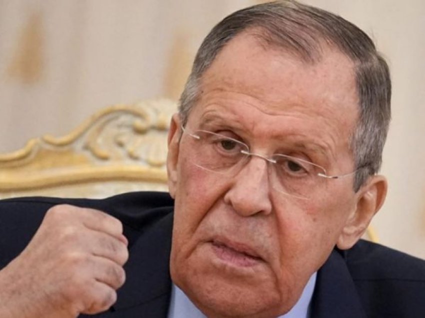 Lavrov: Rusia mbështet zgjidhjen e krizës mes Azerbajxhanit dhe Armenisë