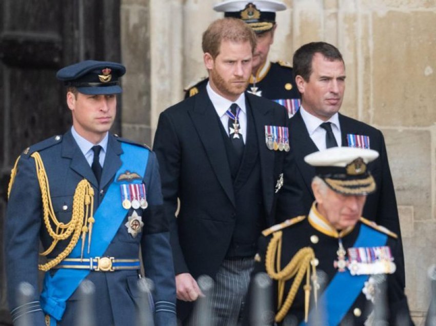 Princ Harry kërkon paqe me Familjen Mbretërore? Ja deklarata e fundit e tij për të atin dhe vëllanë
