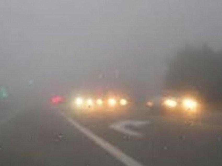 Për shkak të mjegullave ulet dukshmëria në disa akse rrugore të Maqedonisë